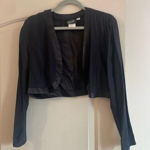 Vintage 90s wild rose black cropped cardigan!